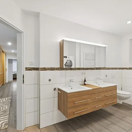 Lich, 3-zimmer, Voll Ausgestattet Lich