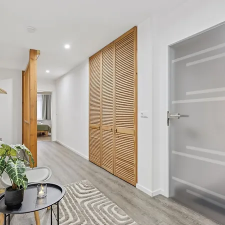 Lich, 3-zimmer, Voll Ausgestattet Apartman Lich