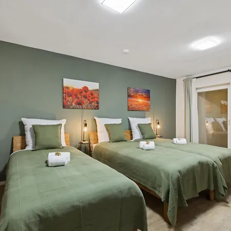 Lich, 3-zimmer, Voll Ausgestattet