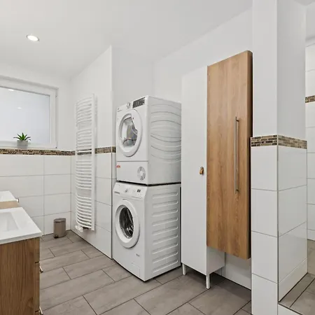 Apartment Lich, 3-zimmer, Voll Ausgestattet *